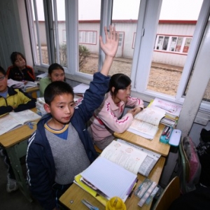 ��ĸ���Ӳ������ӳ�����Ů���P