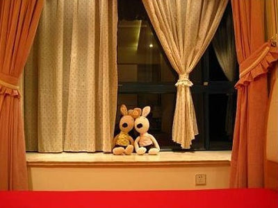 D(zhun)Ox (gu)ɫϵҿg