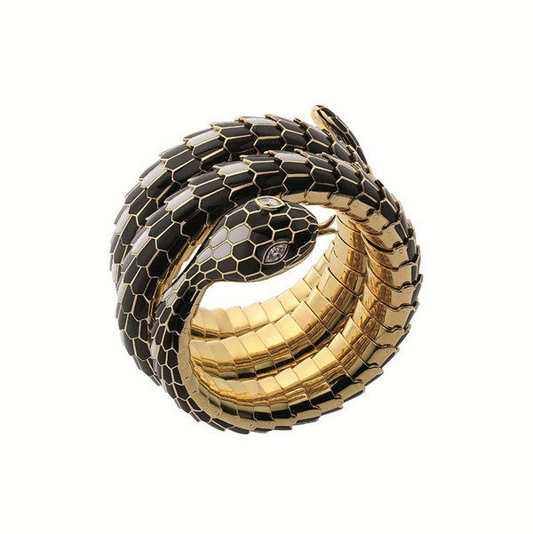 ��ɫ����ɫ�m���S����@����������