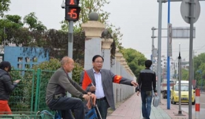 �н�����ֱ�ن�λ�����ˆT·��Ѳ��������(d��o)