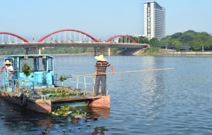 �x���������ˆT���ڵ�һ��