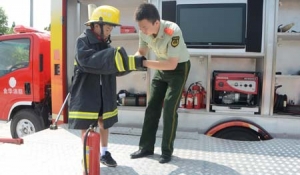 ��������СС�����T