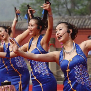 �x���Ƴ�4�l�����¾�·