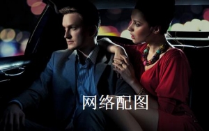 �x�����ӵ������°�����Ҋ·߅܇��һ����Ů���X��һ��͡�