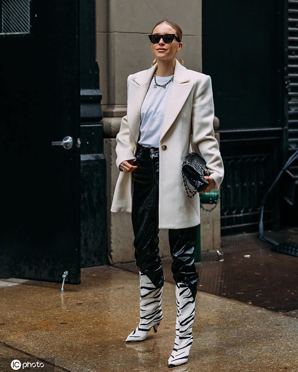 �DƬ��Դ���|��IC