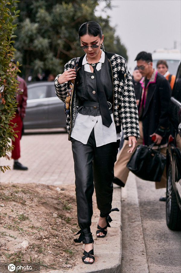 �DƬ��Դ���|��IC