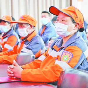 �h(hu��n)�����F���ԛ_���ˑB(t��i)�����ƄӸ��|(zh��)���l(f��)չ