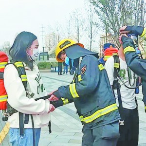 ���������M(j��n)�̳�