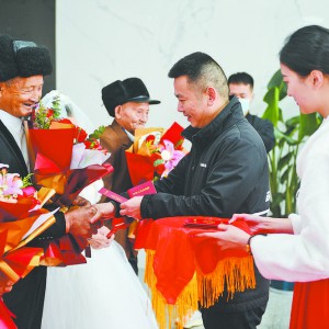 �������������Ļ��³ɹ� �y�l(f��)���ޡ����T�ڡ��a(b��)�I(l��ng)�Y(ji��)���C