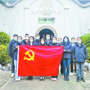 ̽���tɫ���E ���мtɫ���} ��Ͷ���F�_չ���օ��^�l(f��) ����ǰ�С�ϵ�л��