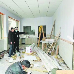 �ӵ��ϷN�� ¶������� �b��δ�S�� �@Щ��С����ǧ�f����ȥ��