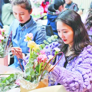 �I�Y܊ɩŮ��