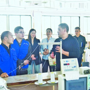 ��ģ����һ��������(j��ng)�͌���