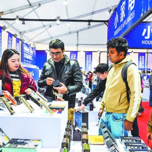 �R����(y��u)�|(zh��)�YԴ ���󡰓P(y��ng)�������� �x���Ј�(ch��ng)�e�г���Ʒ��չ