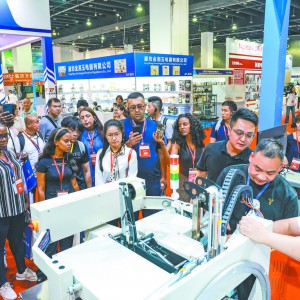 ���ϡ���(sh��)�ֳ�� �ڡ��ƶˡ�����������