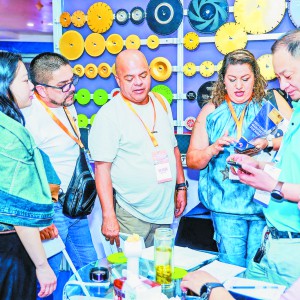 ���_��չ���� ��׽�Ј��L(f��ng)��  �����������x�� �����Ј������꽛(j��ng)��(j��)�^��֮һ