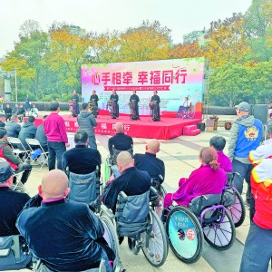 ࠿ Ҹͬ 2025(gu)Hչ(dng)e